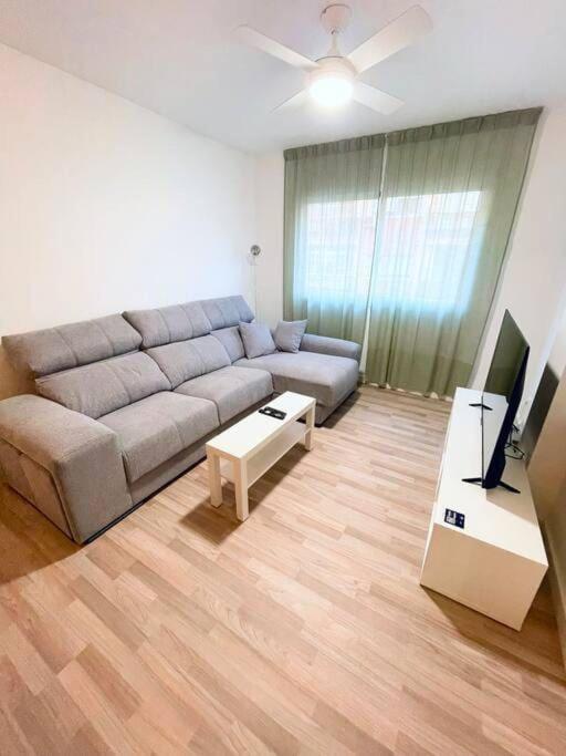 Modern Apartment In Malaga - Rosas Málaga Exterior foto