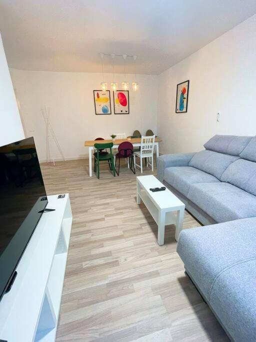 Modern Apartment In Malaga - Rosas Málaga Exterior foto