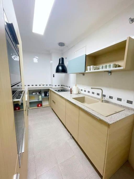 Modern Apartment In Malaga - Rosas Málaga Exterior foto
